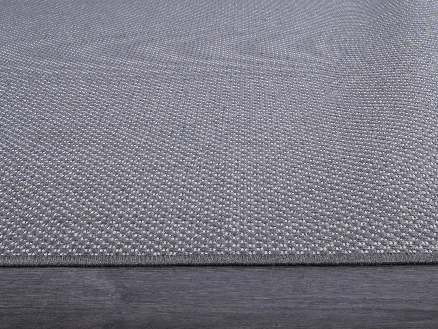 Foggy Mornings - Machine-Washable Indoor/Outdoor Rug