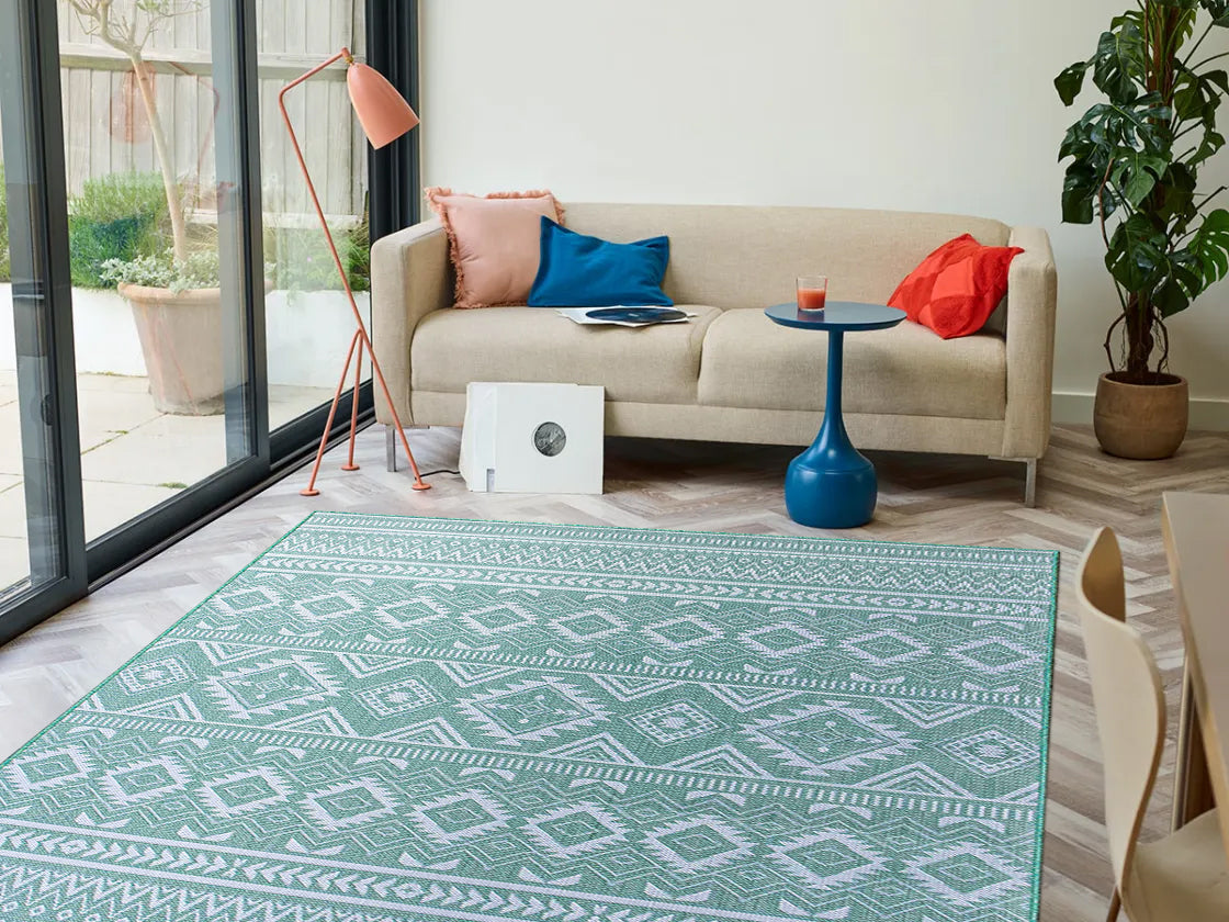 Emerald Oasis - Machine-Washable Indoor/Outdoor Rug