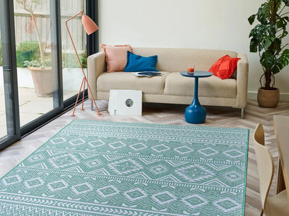 Emerald Oasis - Machine-Washable Indoor/Outdoor Rug