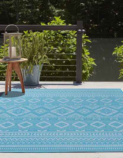 Aqua Breeze - Machine-Washable Indoor/Outdoor Rug