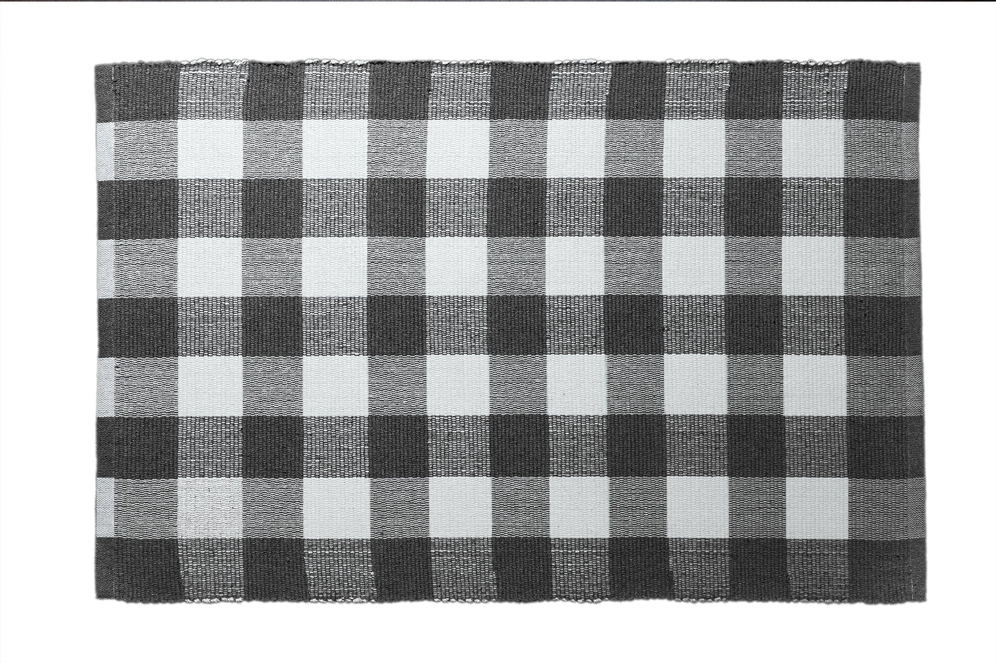 Plaid Cabin Charm - Machine Washable Area Rug