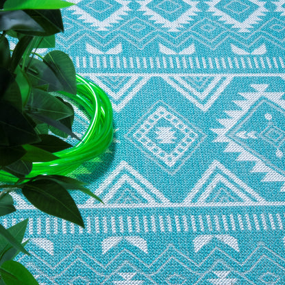 Aqua Breeze - Machine-Washable Indoor/Outdoor Rug