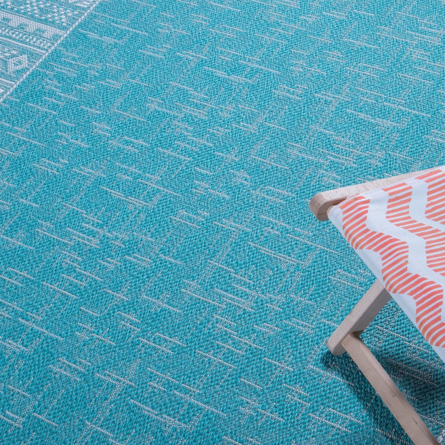 Seaside Breeze - Machine-Washable Indoor/Outdoor Rug