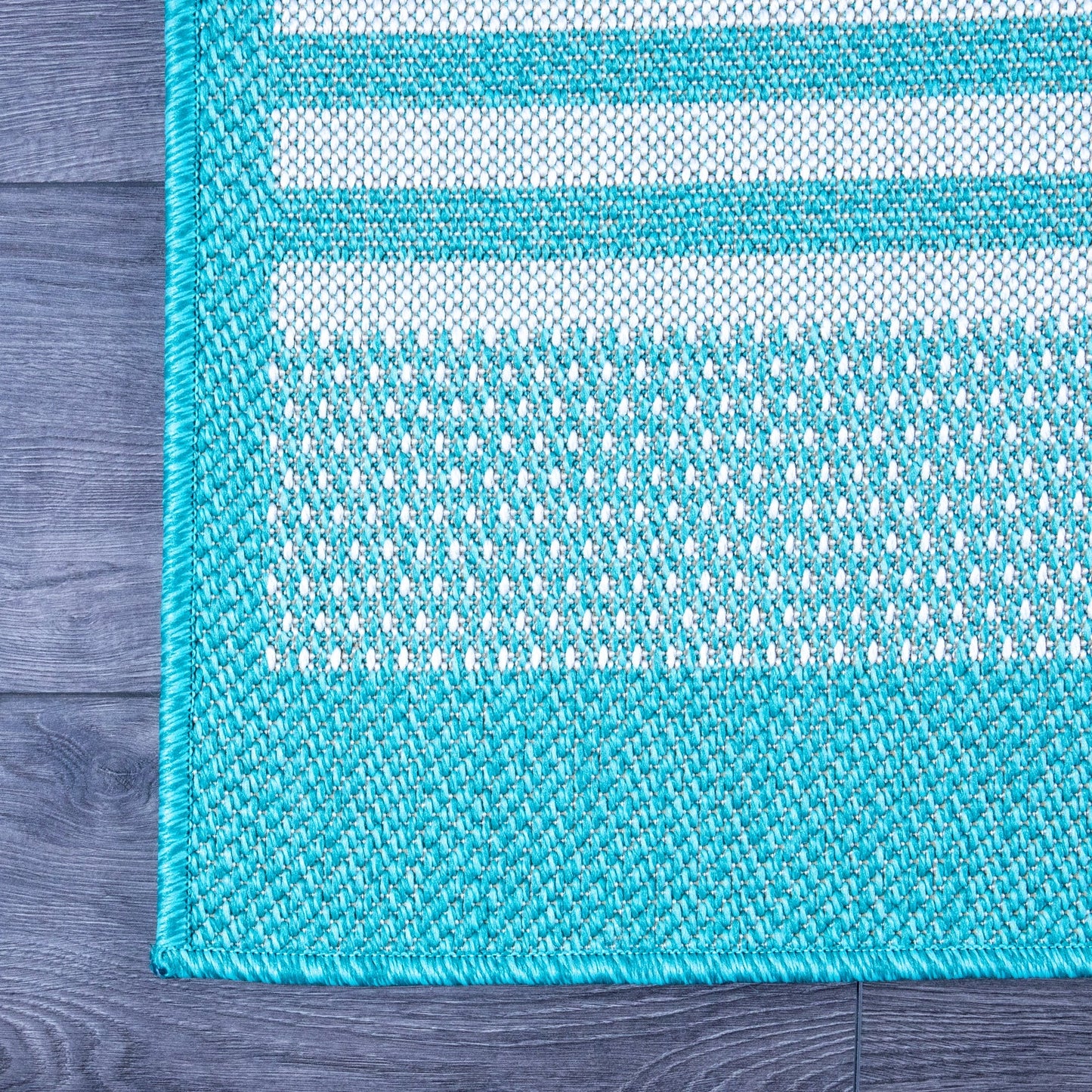 Aqua Serenity - Machine-Washable Indoor/Outdoor Rug