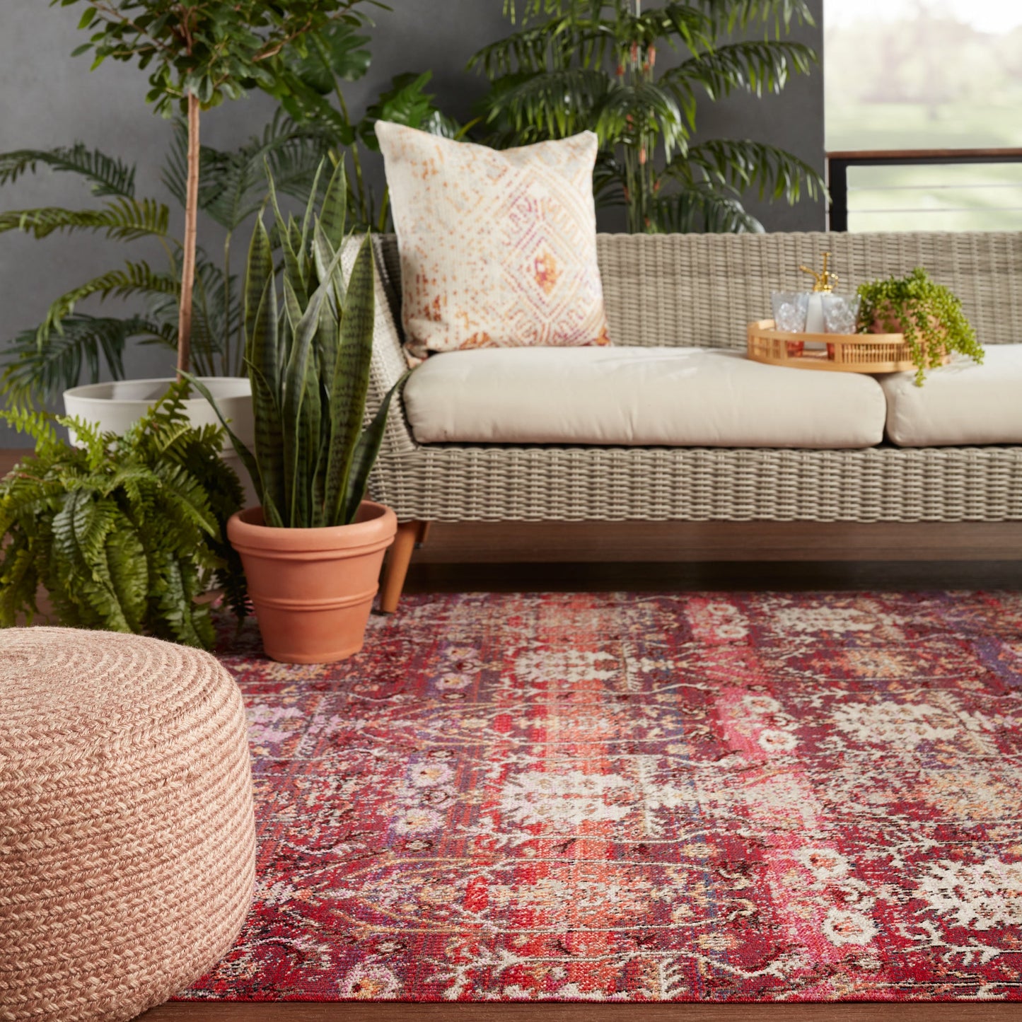 Tranquility Radiance Indoor/ Outdoor Trellis Red/ Beige Area Rug